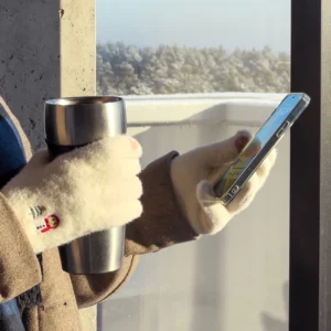 Moteriškos žieminės pirštinės telefonui su sniego seniu ir Kalėdų eglute - gelsvos - Image 6