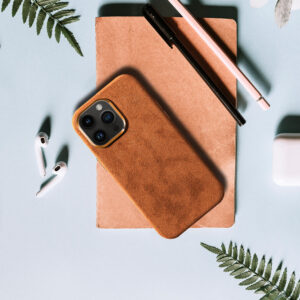 Alcane Magsafe dėklas skirtas Apple iPhone 13 Pro rudos spalvos - Image 4