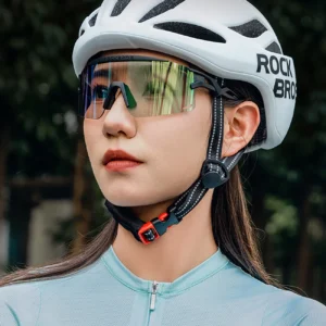 Rockbros Photochromic dviratininko akiniai su UV apsauga ir Corrective Insert - žalios spalvos - Image 5