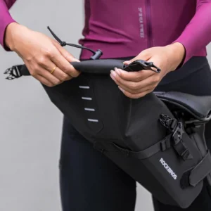 Rockbros 30130061001 bicycle bag 3L - juodos spalvos - Image 5