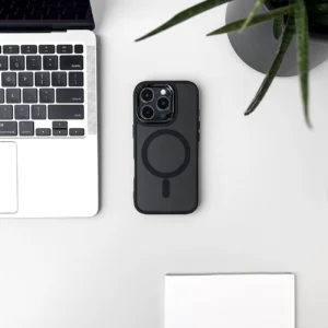 Glitter dėklas su MagSafe skirtas Apple iPhone 16e - juodos spalvos - Image 6