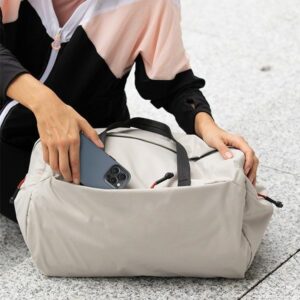 UNIQ dėklas Lyden DS Apple iPhone 15 Pro 6.1"Magclick Charging pilkos ir juodos spalvos - Image 6