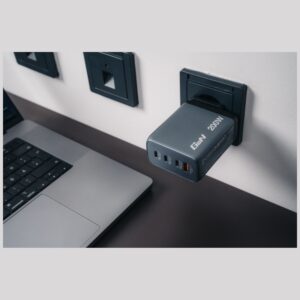 Verbatimlaidinis įkroviklis GaN 200W3xUSB-C/USB-A + Adapter EU/UK/US GNC-200 32204 - Image 6