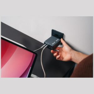 Verbatimlaidinis įkroviklis GaN 200W3xUSB-C/USB-A + Adapter EU/UK/US GNC-200 32204 - Image 7