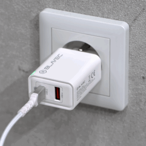 Blavec laidinis įkroviklis BC-5 GaN - USB + Typ C - PD QC 45W 3A (TCBC5G-UCW453A) baltos spalvos - Image 4