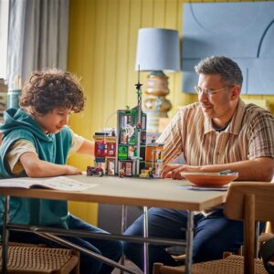 Constructor LEGO® Marvel Spider-Man vs. Oscorp 76324 - Image 3