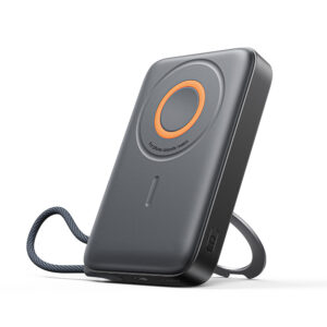 Joyroom JR-PBM02 Powerbank 22.5W 10000mAh 3in1 Magnetic Inductive Compatible with MagSafe with Built-in Cable - juodos spalvos - Image 1