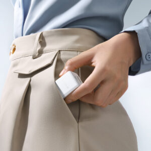 Baseus Palm 20W USB-C USB-A laidinis įkroviklis - baltos spalvos - Image 4