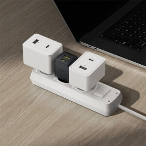 Baseus Palm 30W USB-C USB-A laidinis įkroviklis - juodos spalvos - Image 9