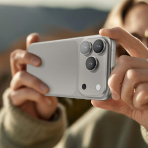 AmazingThing Sapphire Camera Glass skirtas Apple iPhone 17 Pro / Pro Max - su juodos spalvos Frame - Image 5