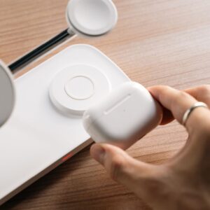 Ringke 3in1 QI2 MagSafe Wireless Charger - baltos spalvos - Image 8