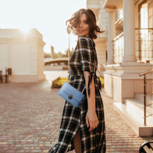 Knitted krepšys telefonui GCW06 mėlynos spalvos - Image 6