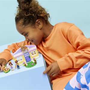 LEGO FRIENDS 42679 Heartlake City Bunny Hotel - Image 3