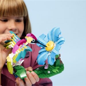 LEGO CREATOR 3 IN 1 31384 Wild Animals: Colorful Hummingbird - Image 3