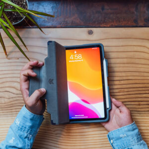 STM Dux Plus - Rugged dėklas skirtas Apple iPad 11" 2025 / 10.9" 2022 MIL-STD-810G with Apple Pencil Holder Black - Image 6