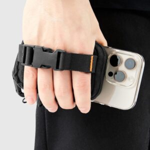 Spigen SNAP ZIP MagSafe dėklas juodos spalvos - Image 2