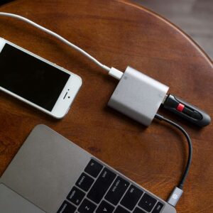 Kanex USB-C VGA Adapter with Power Delivery - USB 1,5 A, USB-C Power Delivery 60 W + VGA Full HD Anodized Aluminum - Image 5