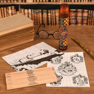 Harry Potter - Pencil crayon set in tube of 12 with sharpener (Hogwarts) - Image 5