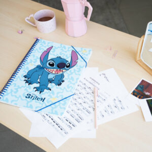 Disney Stitch - A4 Folder with Elastic Band + 30 Transparent Sleeves - Image 4