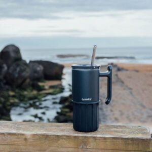 Quokka Umi - Stainless Steel Thermal Mug 720 ml with Straw and Silicone Base (Black) - Image 3