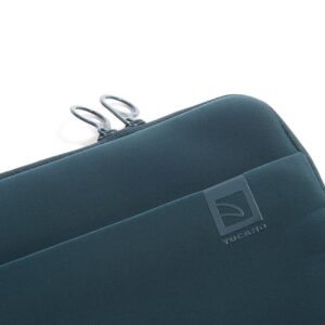 Tucano Top Second Skin - Sleeve for MacBook Pro 16" Navy Blue - Image 5