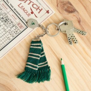 Harry Potter - Slytherin Scarf Keychain - Image 3