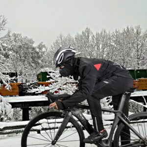 Rockbros YPW021 Windproof Cycling Sports Jacket Size L - Black - Image 3