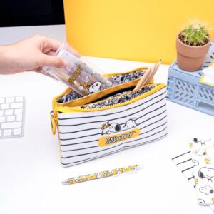 Snoopy - 3-compartment pencil case from the Lazy Days collection - Image 6