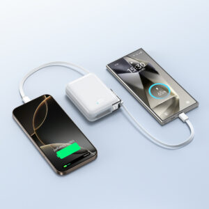 Joyroom JR-PBF27 Pro 10000mAh 30W Power Bank with Built-in USB-C Cable and Additional Bidirectional USB-C to Lightning Cable - White - Image 6