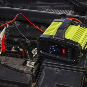 Intelligent digital rectifier for 12V 25A 6 - 400 Ah, 24V 15A, 6 - 200 Ah batteries with start function - Image 5