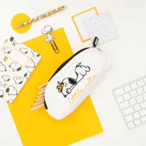 Snoopy - Plush pencil case for accessories from the Lazy Days collection - Image 6