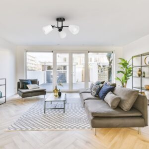 Activejet pakabinamas šviestuvas AJE-ALMA 3P E27 3x40W - Image 3