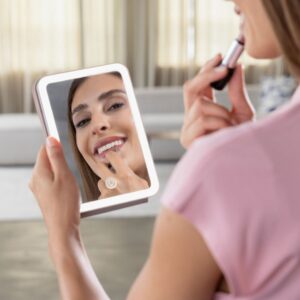 Medisana CM 400 LED stalinis veidrodis - Image 3