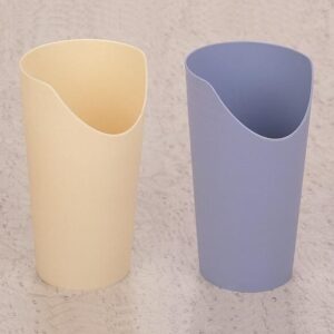 Puodelis su išpjova