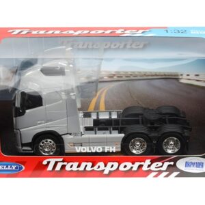 Modeliukas 1:32, VOLVO FH, sidabro spalvos two-axle tractor - Image 4