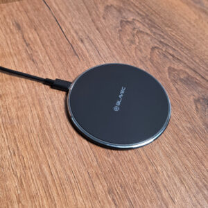 Blavec belaidis įkroviklis BQI-06 Qi 15W UniCharge (BQI06-QIB) matte juodos spalvos - Image 4