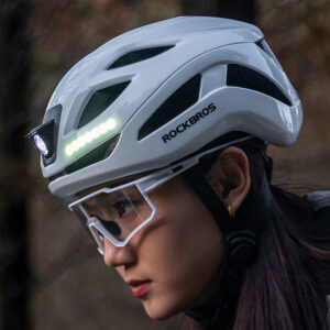 Rockbros ZK-077 Bicycle Helmet with Integrated Multi-Directional Lighting 57-61 cm - White - Image 4