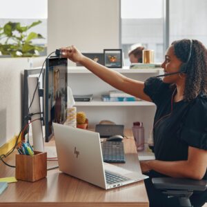 HP Poly „Poly Blackwire 3220 Stereo“ „USB-C“ ausinės + „USB-C/A“ adapteris