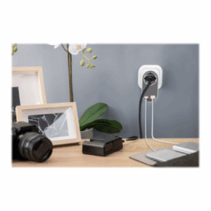 Digitus Universal USB Plug-in Charger with 2 x USB-A Sockets and Integrated Socket | DA-70617 - Image 13