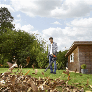 BLACK & DECKER | BEBLV301-QS | Leaf Blower - Image 9