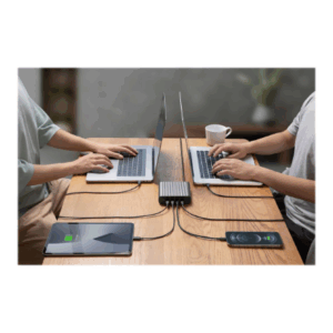 Hyper | HyperJuice 245W 4 USB-C PD Port GaN Charger, EU/UK Cord - Image 7