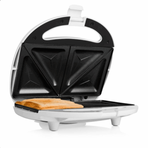 Tristar | Sandwich maker | SA-3052 | 750 W | Number of plates 1 | Number of pastry 2 | White - Image 2