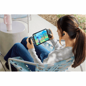 Razer | Haptic USB C Controller for Phones, Mini Tablets and PC | Kishi V3 Pro - Image 3