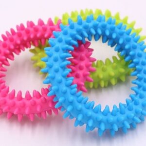 Žaislas šunims - guminis žiedas su kvapu, 10cm, 1 vnt.