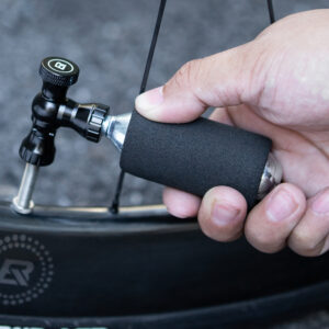 Rockbros CO₂ pump, aluminum alloy valve head, cartridge-free, Presta/Schrader compatible - juodos spalvos - Image 4