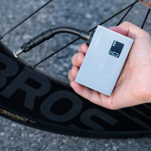 Rockbros AS240 PRO Cordless Pump 120 psi Compressor 420mAh - juodos spalvos - Image 6