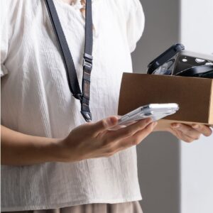 Ringke LANYARD DIRŽELIS PER PETĮ juodos spalvos - Image 4