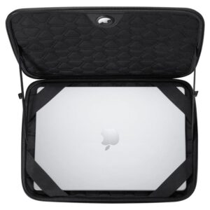 Spigen Rugged Armor Pro, juodos spalvos - MacBook Pro 14" M5 2025/M4 2024/M3 2023/M2 2023/M1 2021 - Image 15