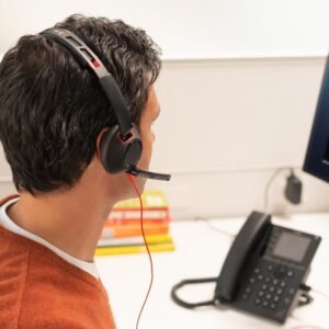 HP Poly „Poly Blackwire 5220 Stereo“ „USB-C“ ausinės + 3,5 mm kištukas + „USB-C/A“ adapteris - Image 2