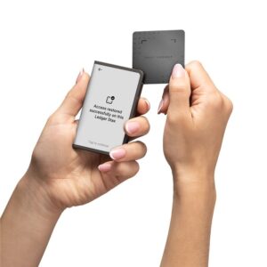 Ledger Stax Crypto Hardware Wallet with Redėklasy Key - Image 2